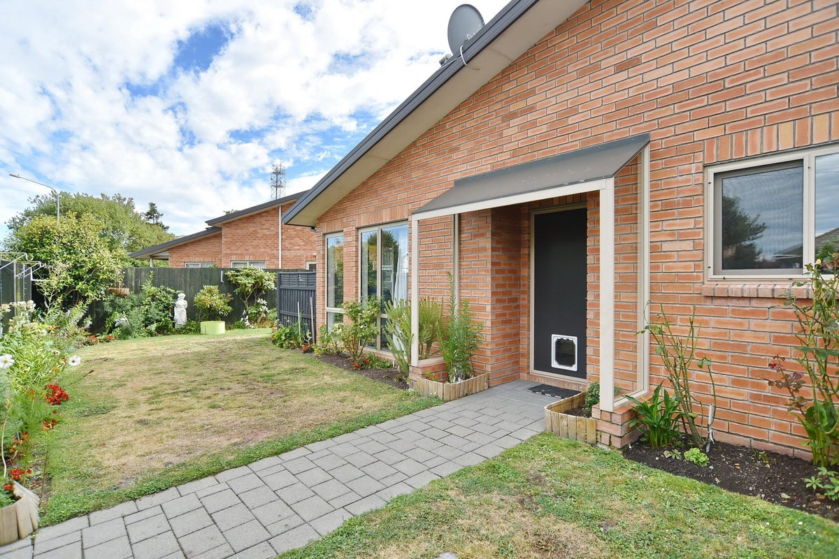 14 Fulham Street, Islington, Christchurch - Carousel 1
