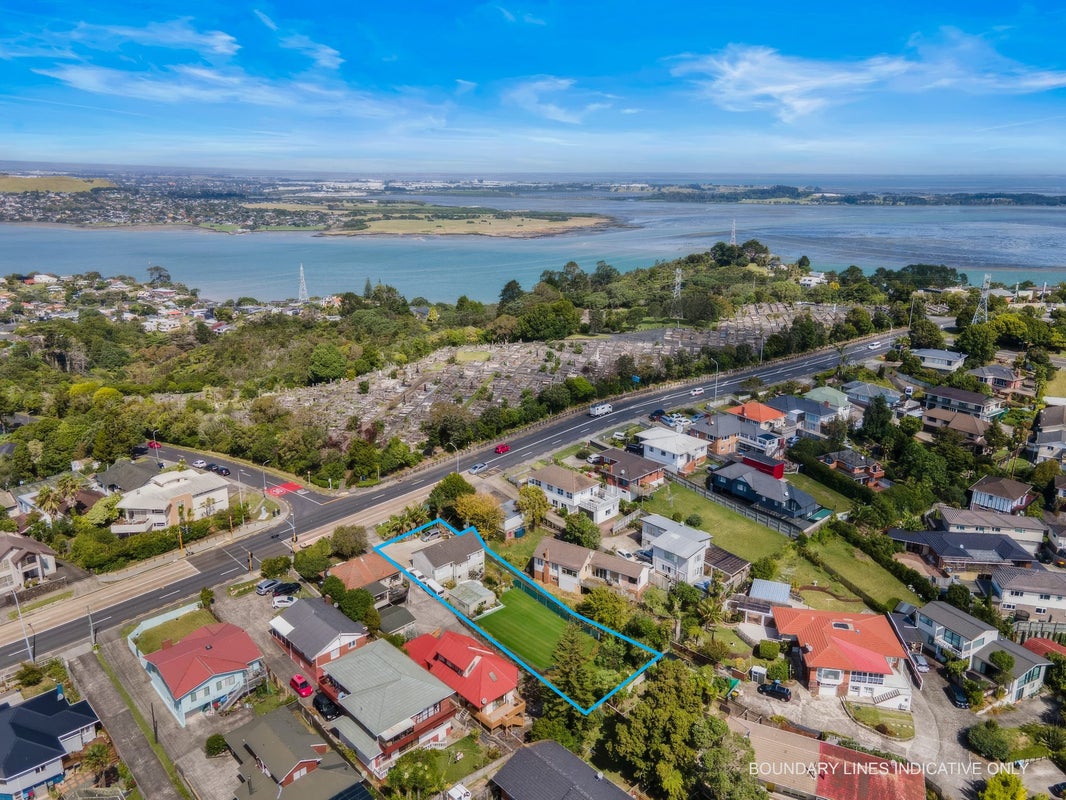 255 Hillsborough Road, Hillsborough, Auckland - Carousel 2