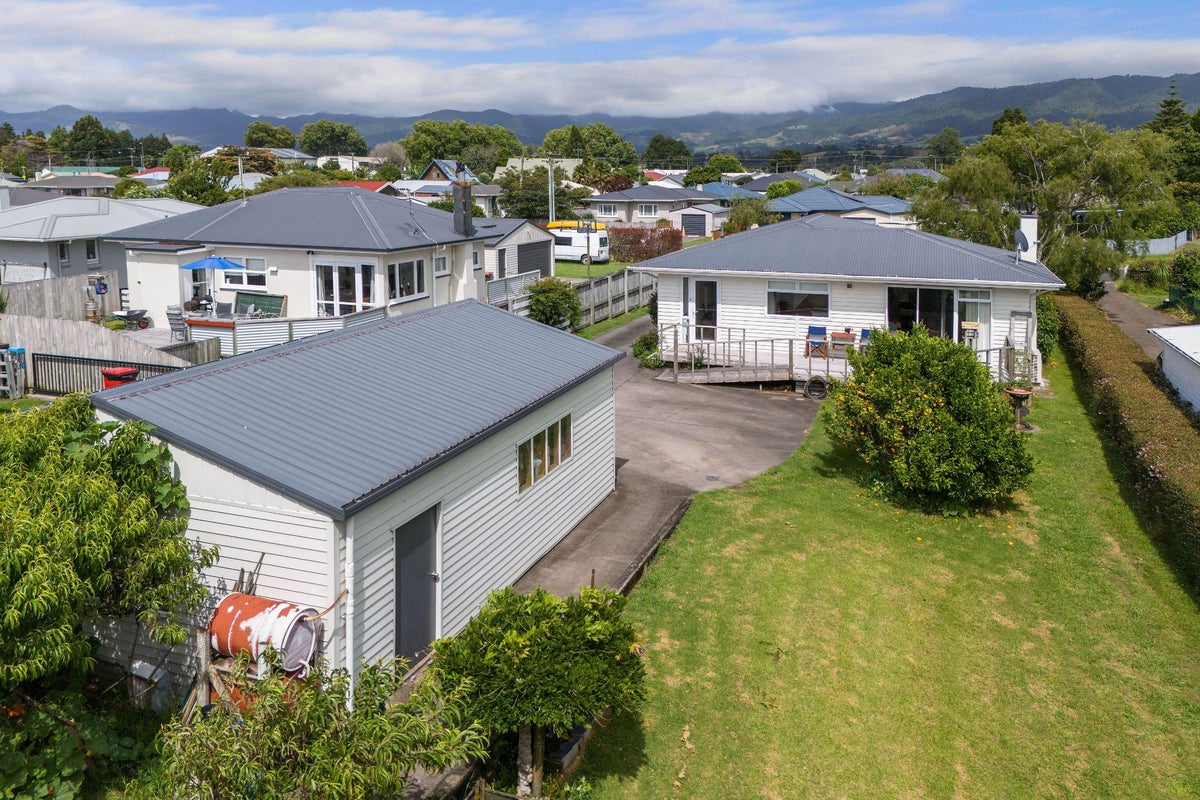 15 Polley Crescent, Katikati, Katikati - Carousel 2