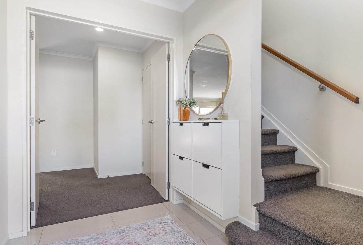 392 Ormiston Road, Flat Bush, Auckland - Carousel 2
