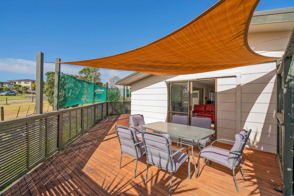 14 Hanlen Avenue, Waihi Beach, Waihi Beach - Carousel 3
