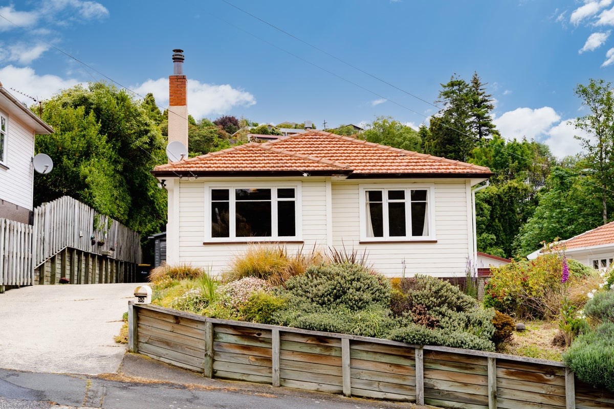 55 Barr Street, Kenmure, Dunedin - Carousel 1