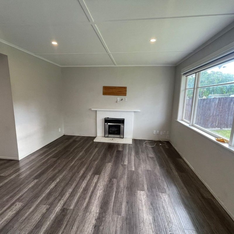 4 Kay Road, Manurewa, Auckland - Carousel 1