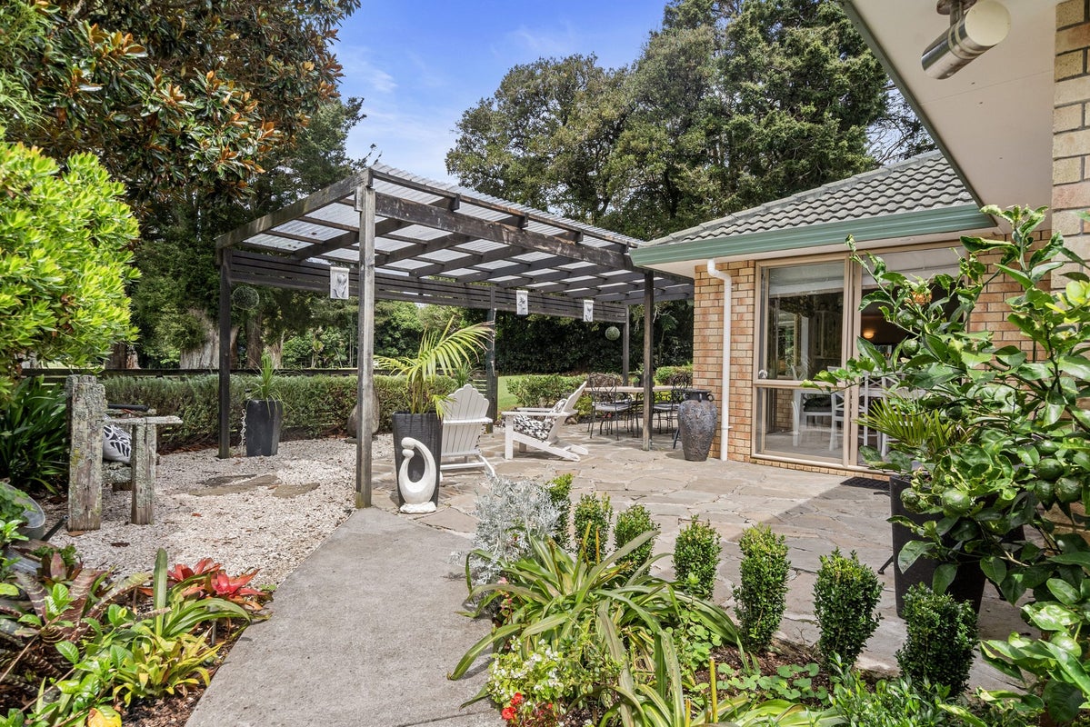 18 Lochiel Place, Te Kamo, Whangarei - Carousel 2