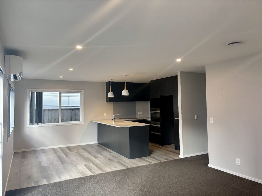 6 Okoutu Lane, Moera, Lower Hutt - Carousel 2