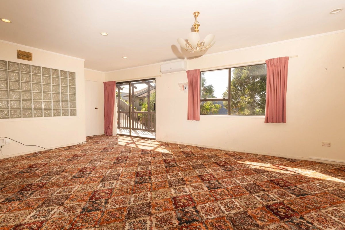 32 Winhall Rise, Remuera, Auckland - Carousel 2