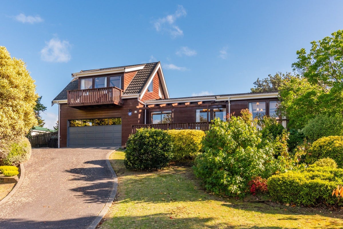21 Anaru Street, Raumati Beach, Paraparaumu - Carousel 1
