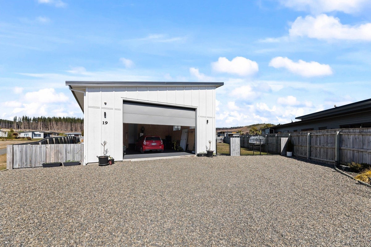 19 Wai Matangi Place, Motuoapa, Turangi - Carousel 2