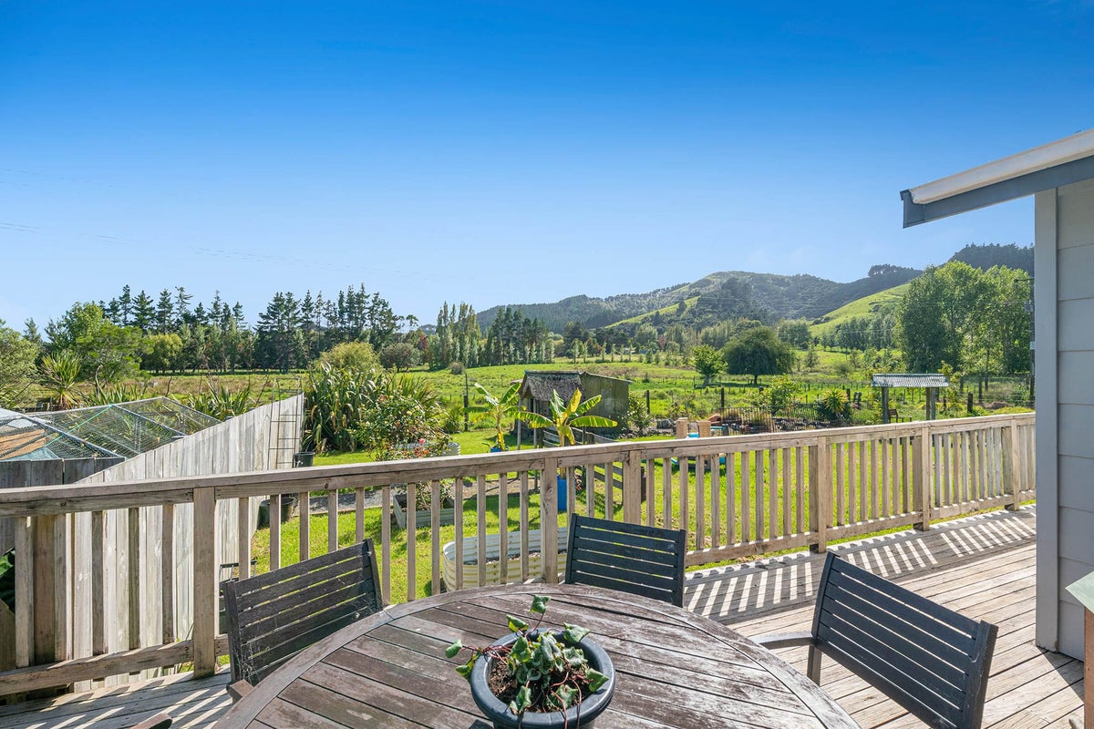 2832 Kaipara Coast Highway, Glorit, Warkworth - Carousel 2