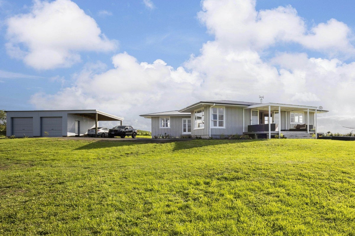 90 Hoani Road, Okato, New Plymouth - Carousel 1