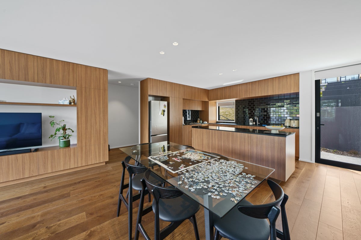 79 Melbourne Road, Island Bay, Wellington - Carousel 2
