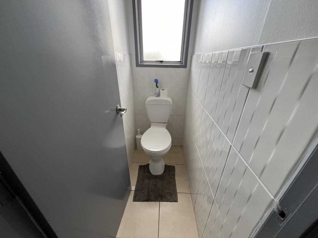 2/6 Edwin Freeman Place, Ranui, Auckland - Carousel 13