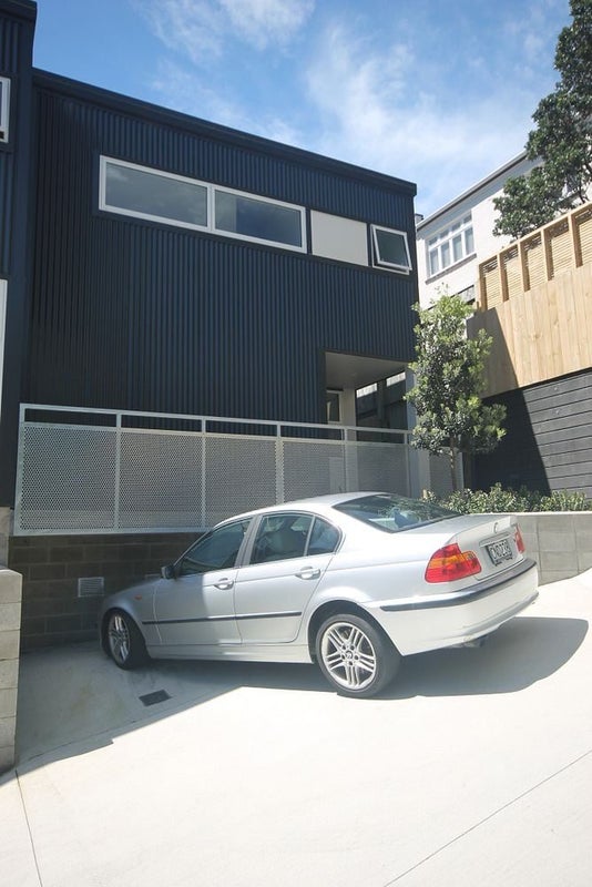 46A Thompson Street, Mount Cook, Wellington - Carousel 1