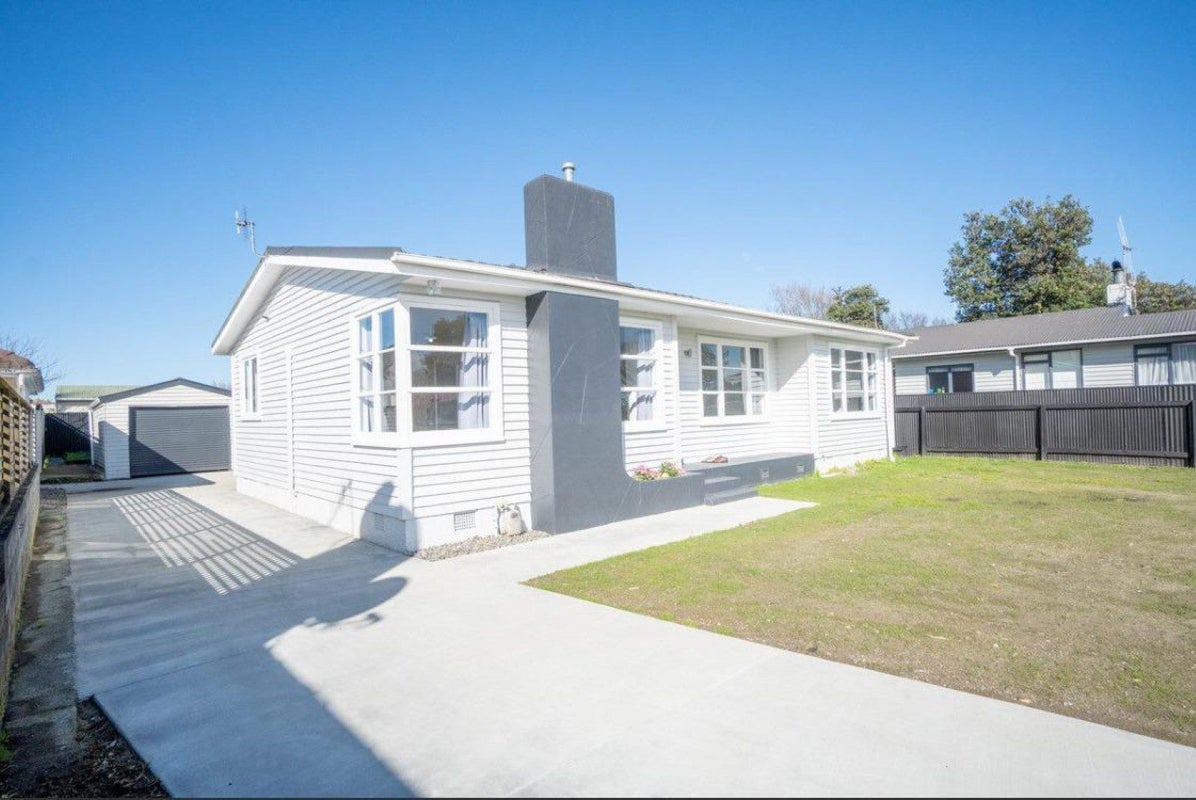 3 Lancaster Street, Highbury, Palmerston North - Carousel 10