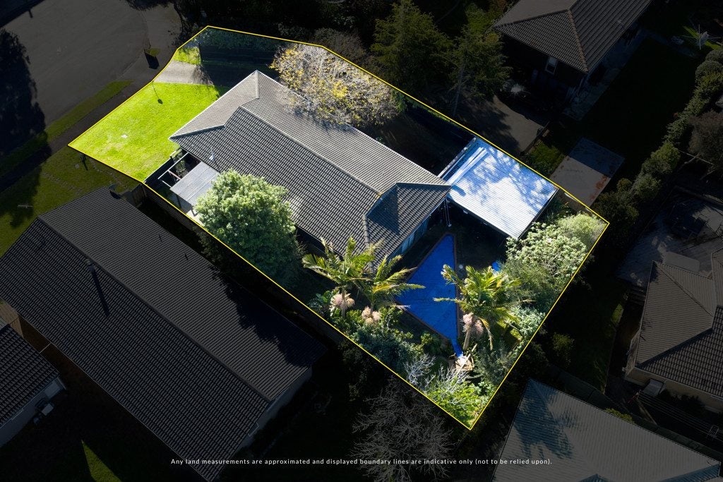 33 Culver Terrace, Howick, Auckland - Carousel 1
