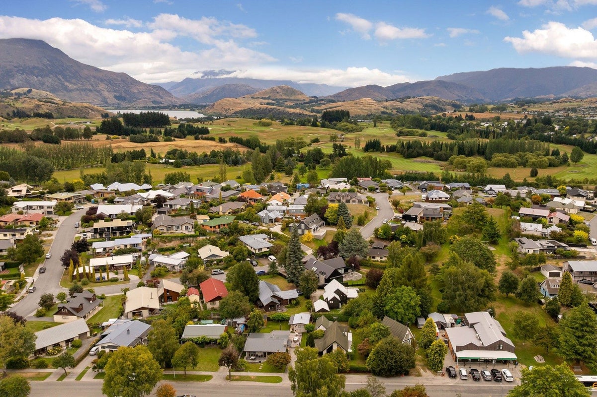 36 Adamson Drive, Arrowtown, Arrowtown - Carousel 34