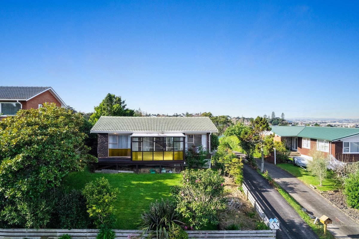 31A Bel Air Drive, Hillsborough, Auckland - Carousel 1