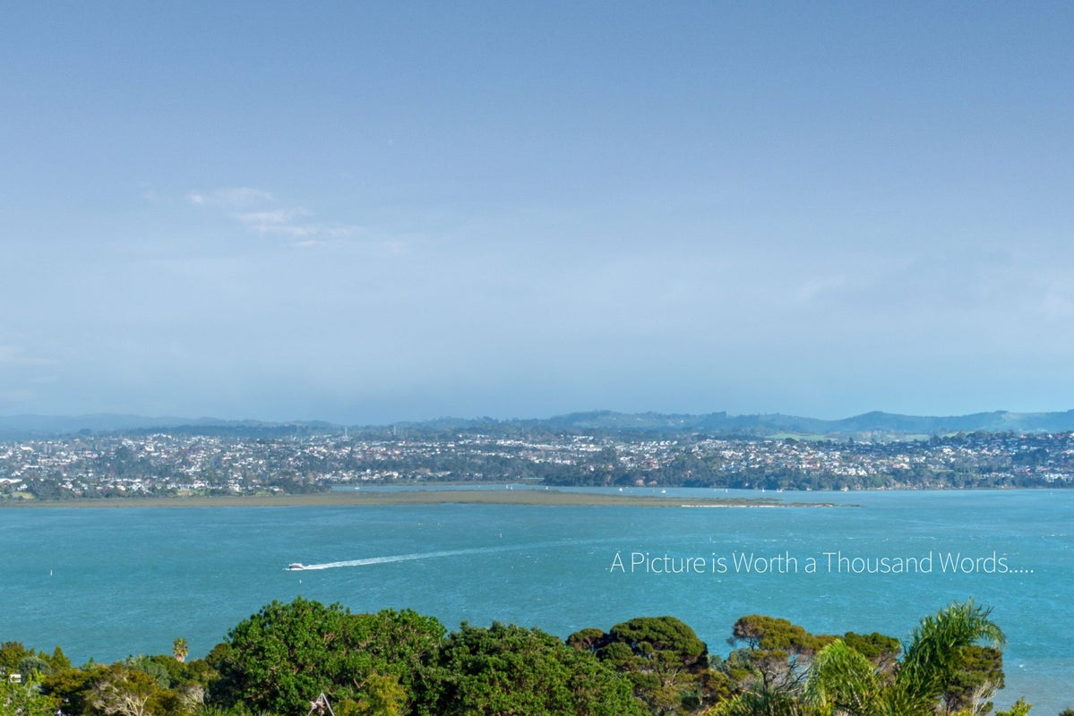5 Island Bay Road, Beach Haven, Auckland - Carousel 1