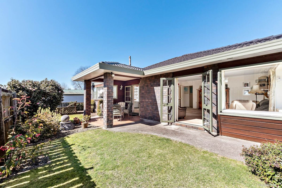 142B Astley Avenue, New Lynn, Auckland - Carousel 2