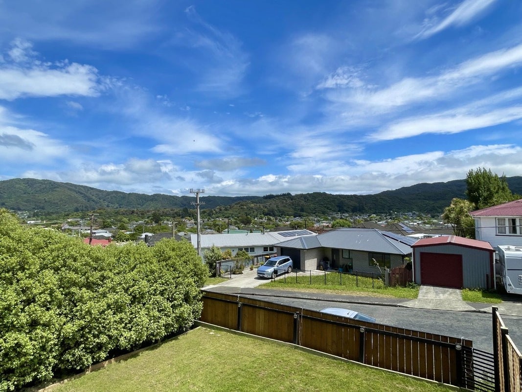 4 Pollard Street, Wainuiomata, Lower Hutt - Carousel 15