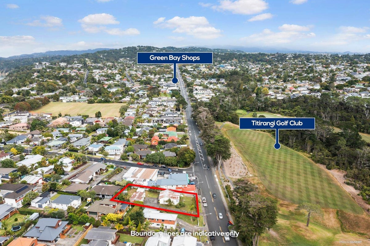 14 Godley Road, Green Bay, Auckland - Carousel 2