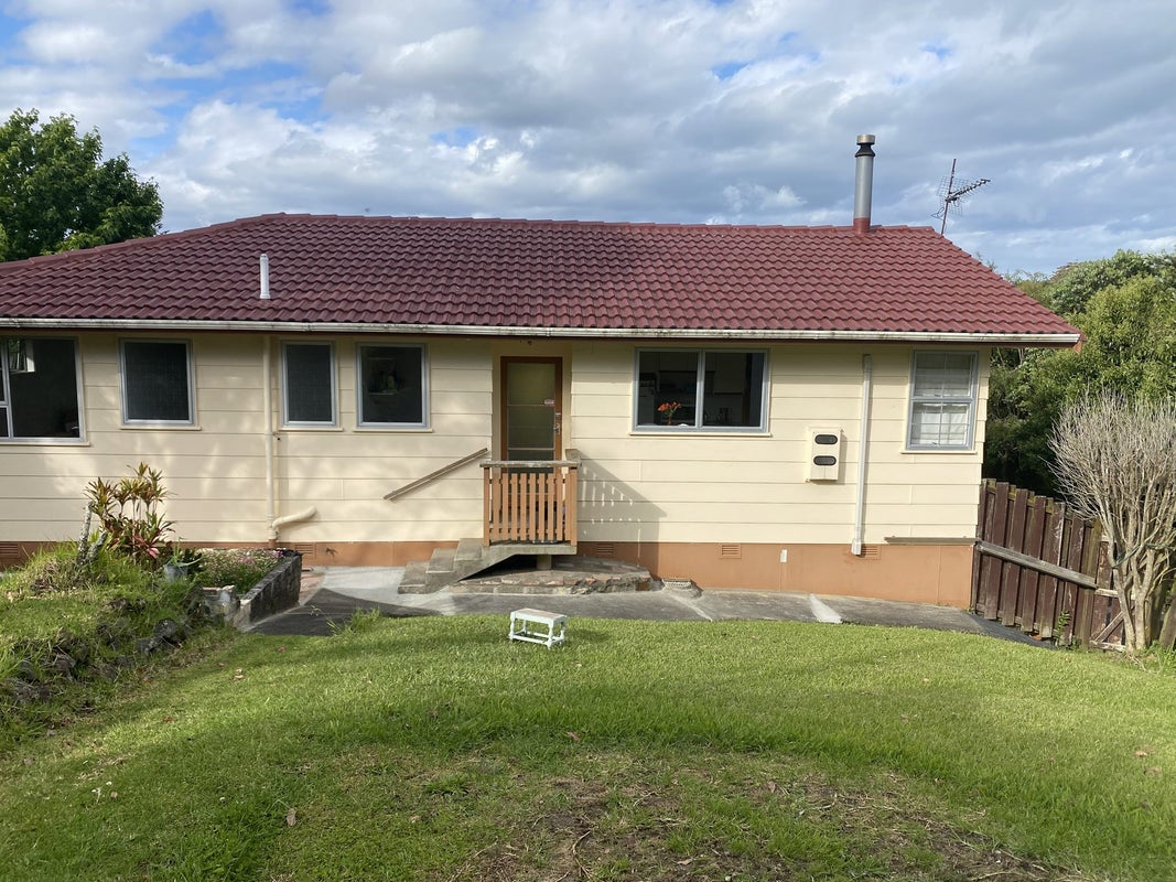 59A Juniper Road, Sunnynook, Auckland - Carousel 1