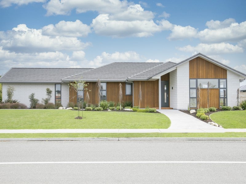 86 Solway Crescent, Solway, Masterton - Carousel 1