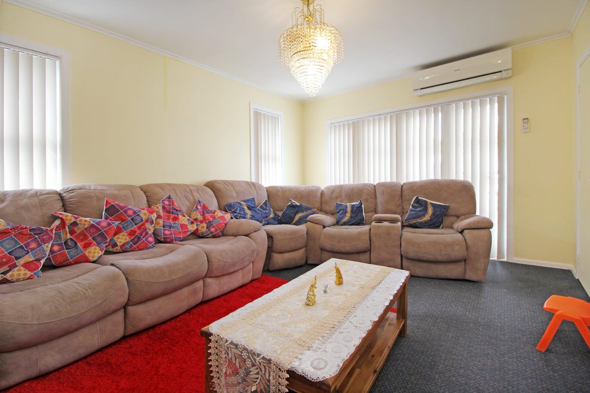 1/5 Esperanto Road, Papatoetoe, Auckland - Carousel 16