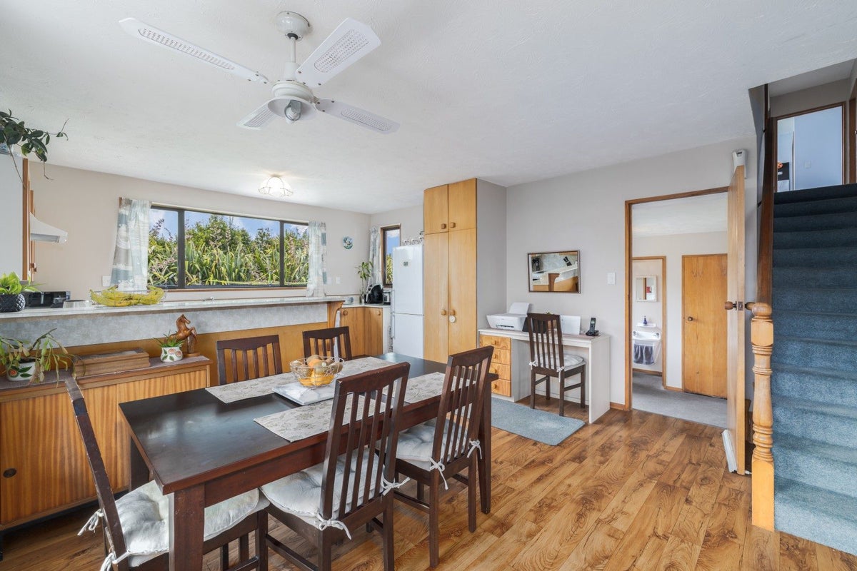8 Langham Place, Redwood, Christchurch - Carousel 2