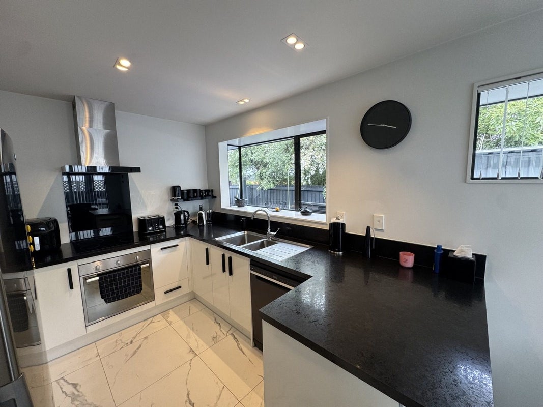 41 Heathglen Avenue, Parklands, Christchurch - Carousel 2