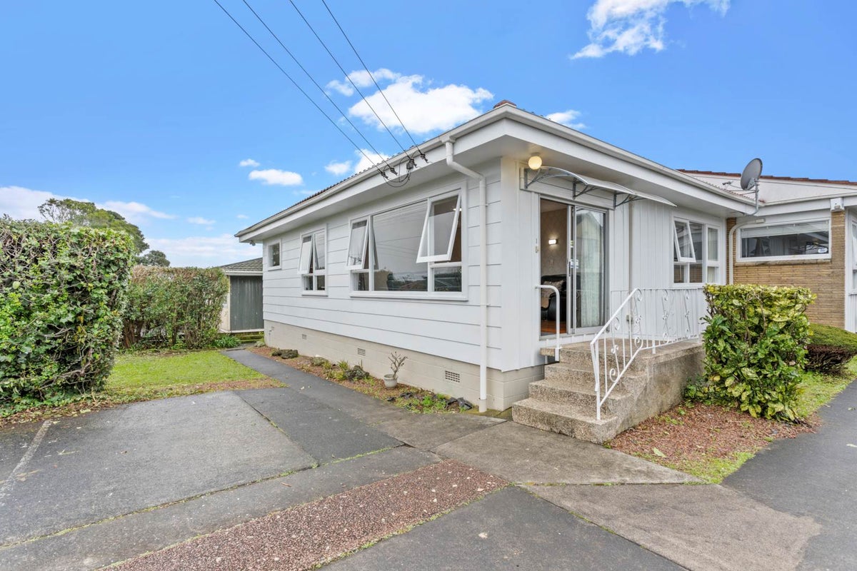 1/346 Richardson Road, Mount Roskill, Auckland - Carousel 1