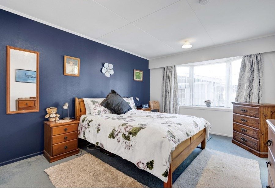 22 Waiwera Place, Merrilands, New Plymouth - Carousel 5