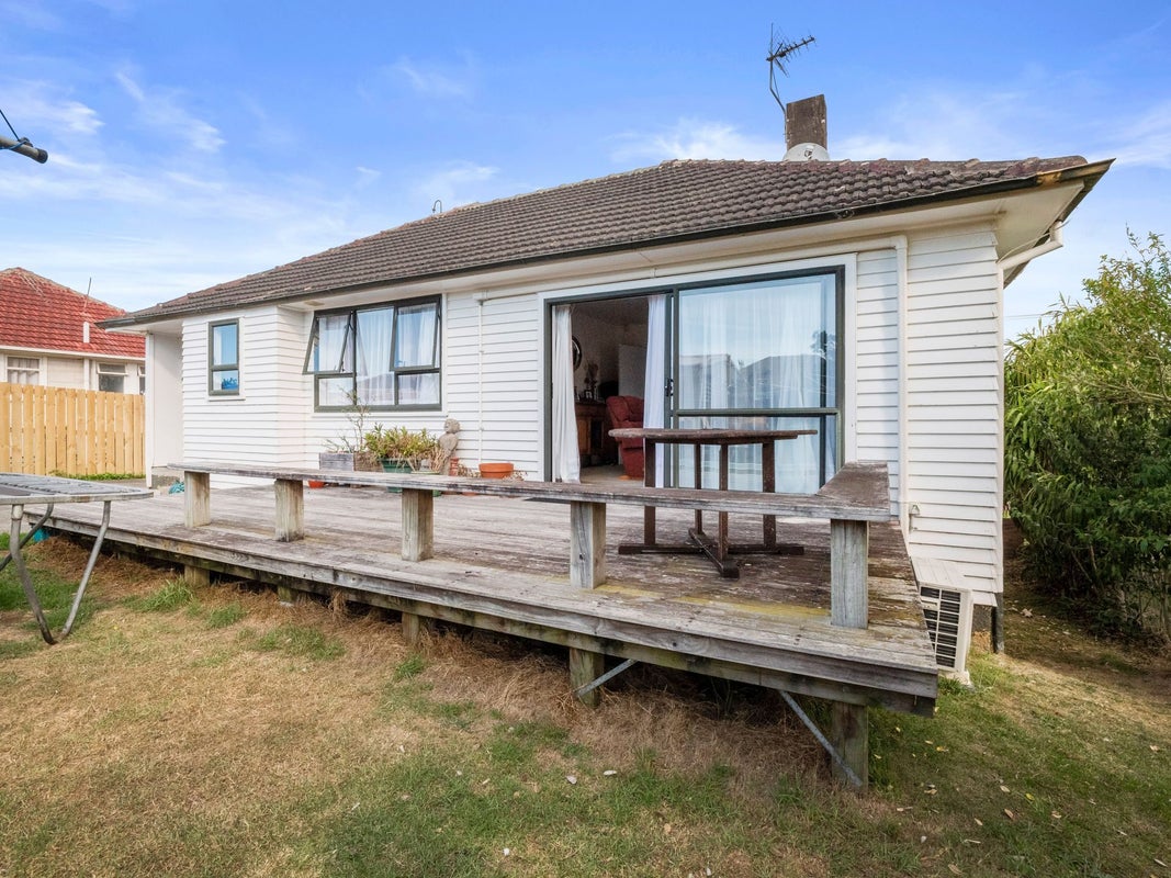 14 Jolson Road, Mount Wellington, Auckland - Carousel 1