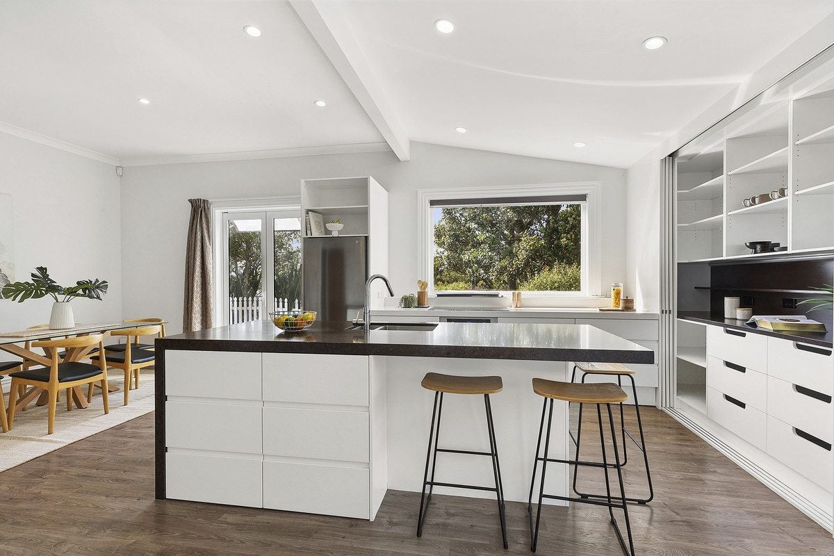 68 Beauchamp Street, Karori, Wellington, Wellington - Carousel 1