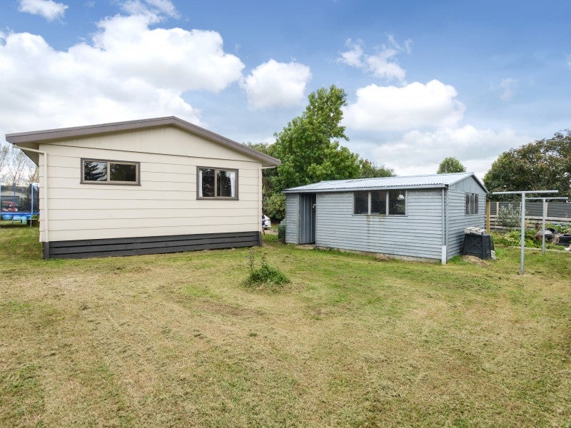 12 Lake Street, Takapau, Takapau - Carousel 2