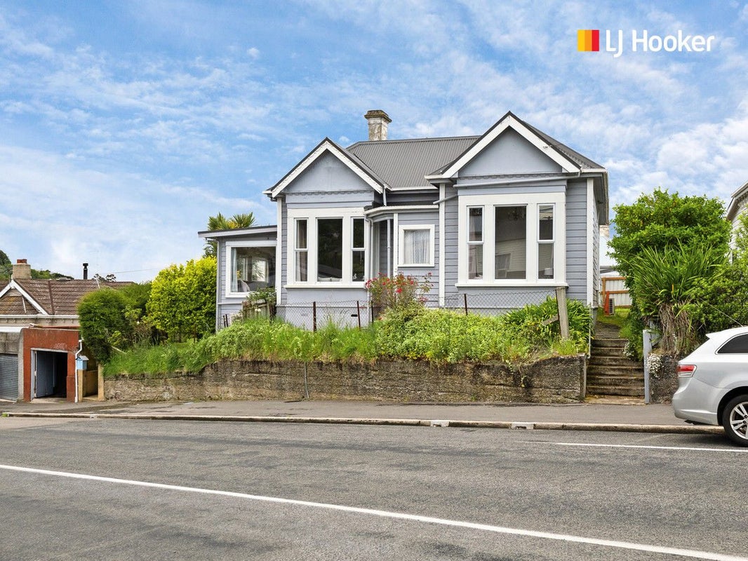 385 South Road, Caversham, Dunedin - Carousel 1