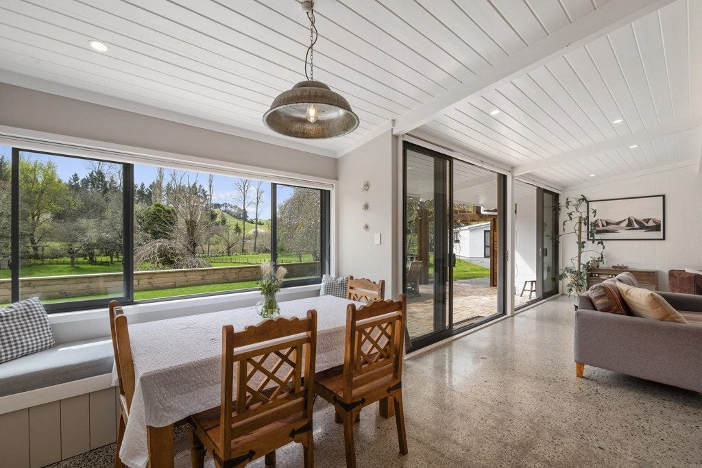 1039 Paradise Valley Road, Ngongotaha Valley - Carousel 2