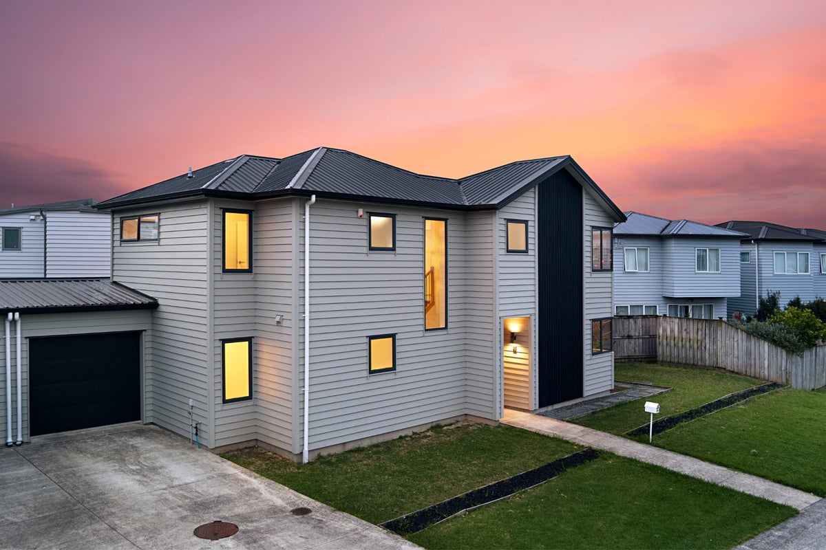 150 Hobsonville Road, Hobsonville, Auckland - Carousel 2