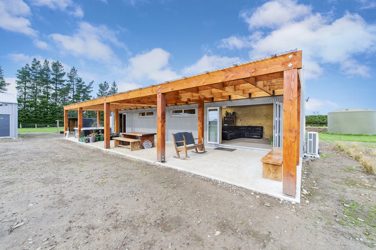 3856 South Eyre Road, Burnt Hill, Oxford - Carousel 1
