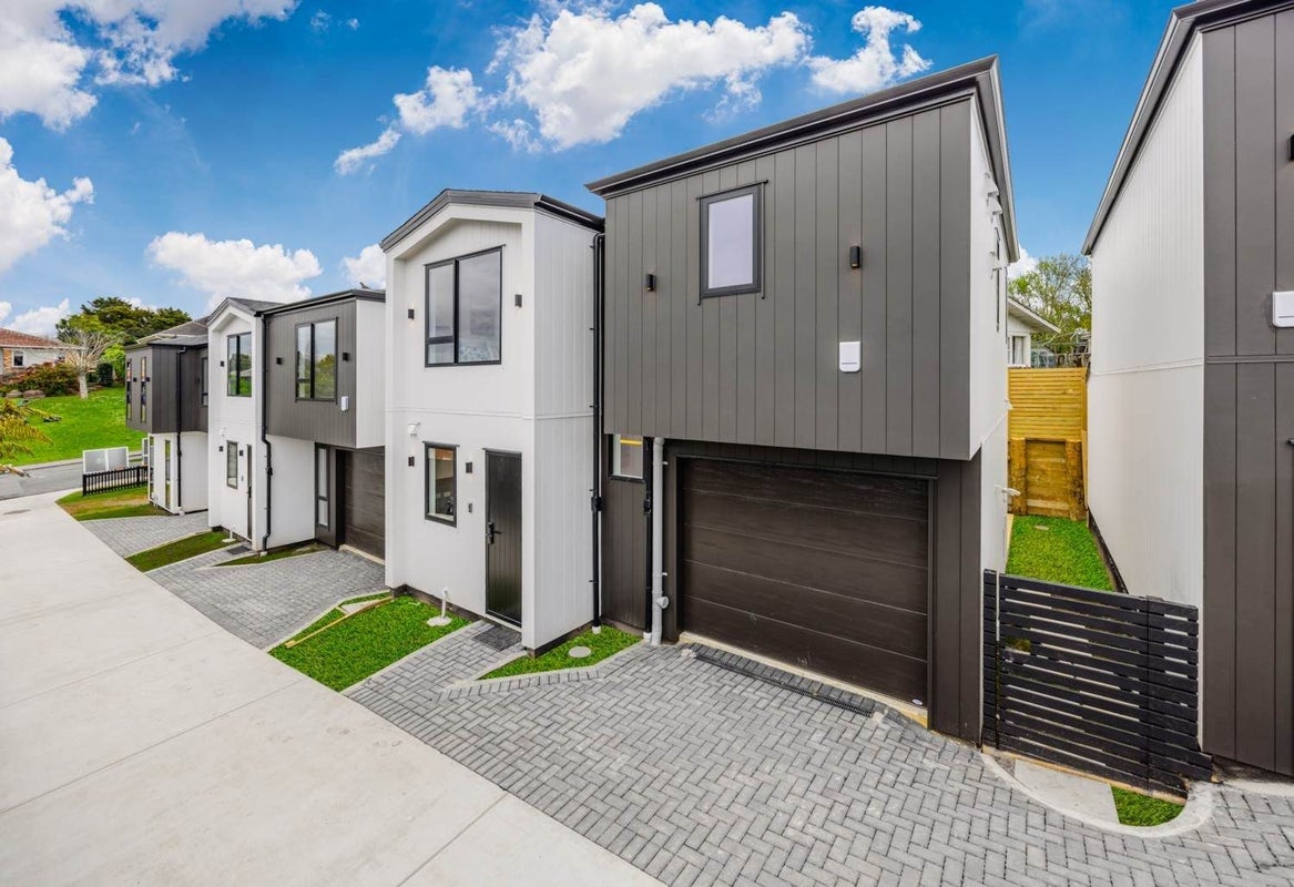 41 Angelo Avenue, Howick, Auckland - Carousel 11