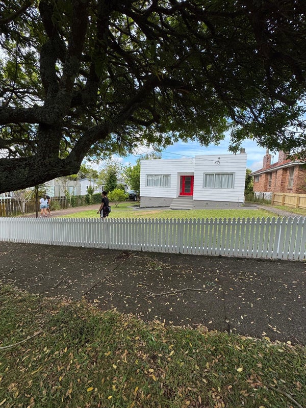 88 Gardner Avenue, New Lynn, Auckland - Carousel 15