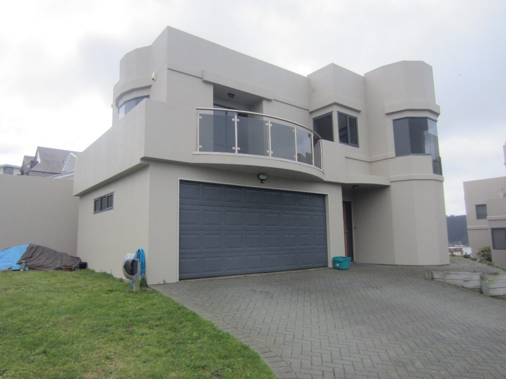 17 Treasure Grove, Hataitai, Wellington - Carousel 2