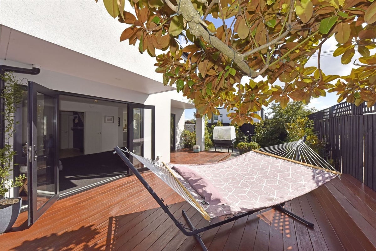 1/107 Canon Street, Edgeware, Christchurch - Carousel 15