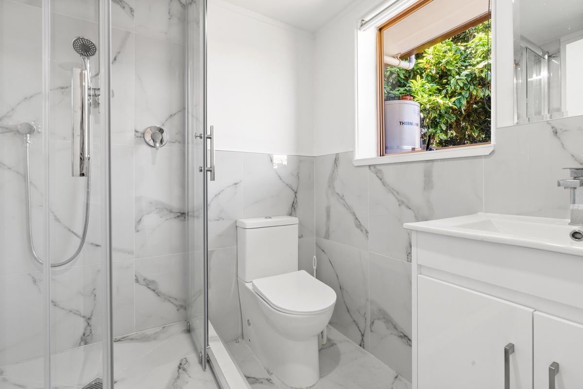 2/38 Birdwood Avenue, Papatoetoe, Auckland - Carousel 11