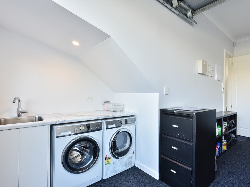 47 Tinakori Road, Thorndon, Wellington - Carousel 15