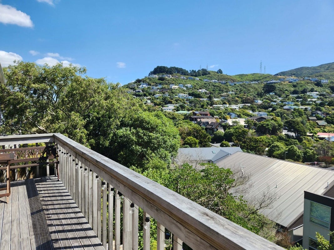 42A Thatcher Crescent, Crofton Downs, Wellington - Carousel 17
