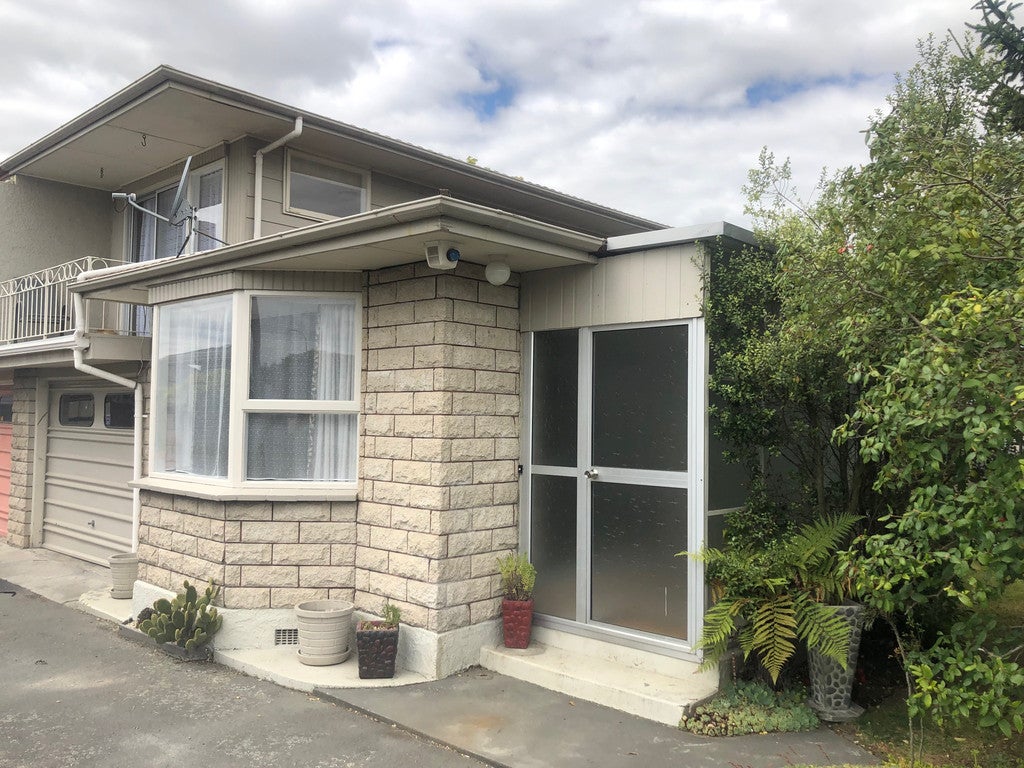 15 Wellington Street, Hampstead, Ashburton - Carousel 1