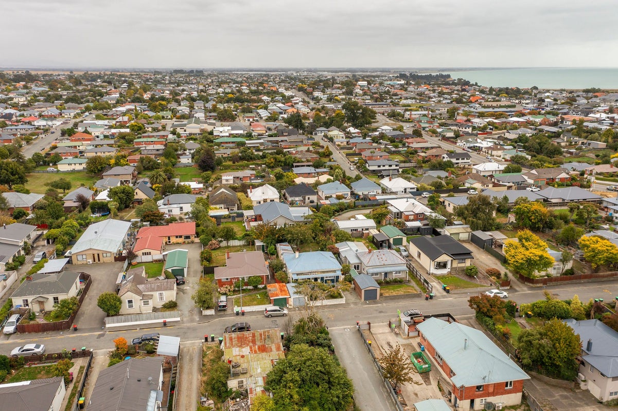 15 Baker Street, West End, Timaru - Carousel 36