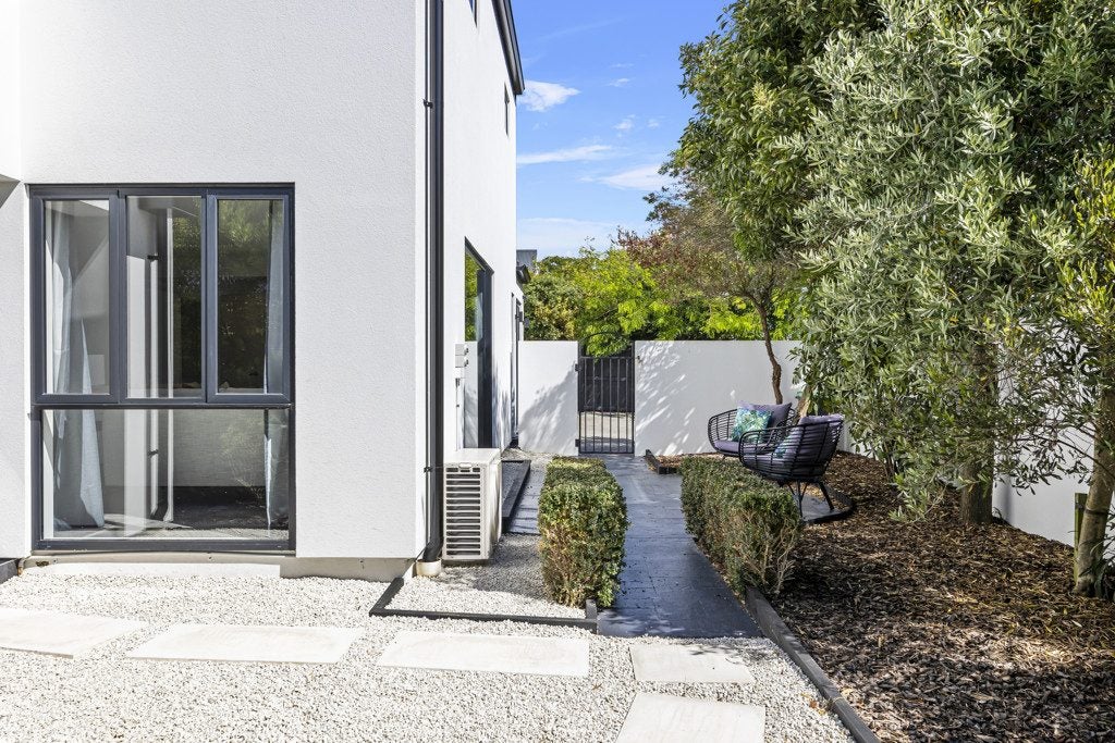 1/22 Aston Drive, Waimairi Beach, Christchurch - Carousel 26