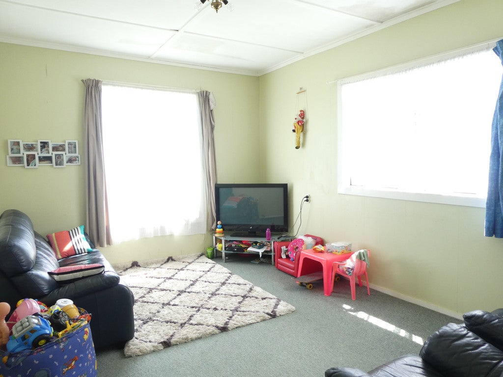 54 McGill Street, Waimangaroa, Westport - Carousel 2